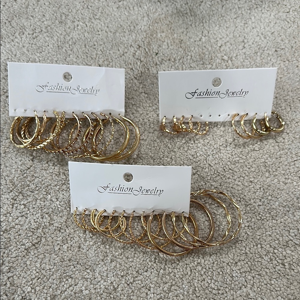 Gold Hoop Earrings Set